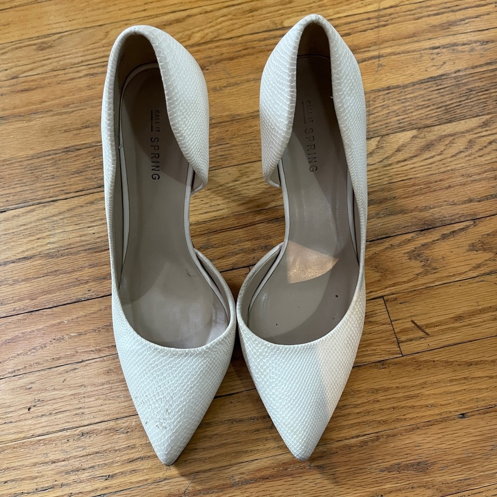 White / off white Call it spring heels